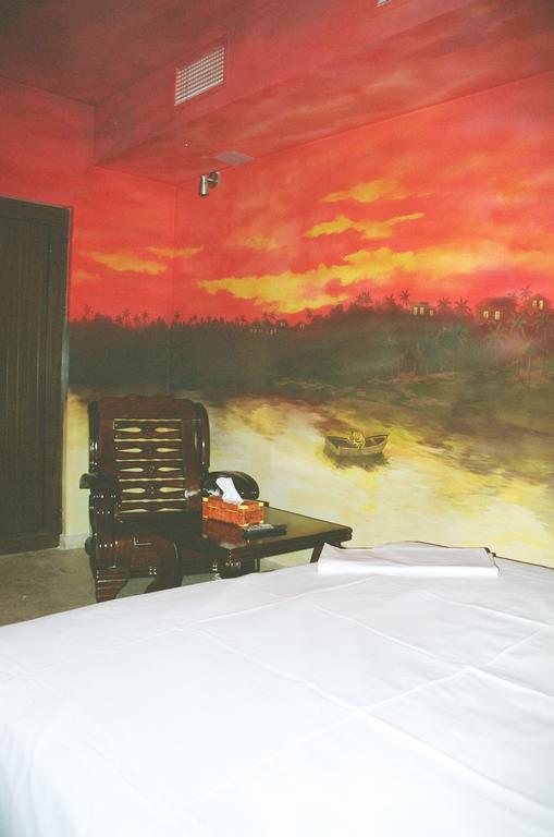 Motel Acapulco Erevan Esterno foto